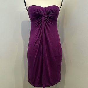 Violet strapless dress with detail on the front